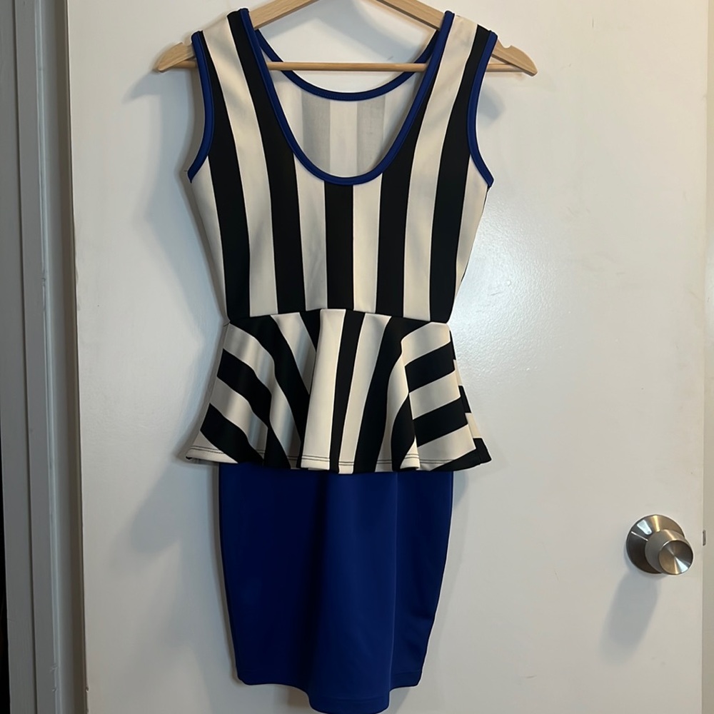 Mini dress